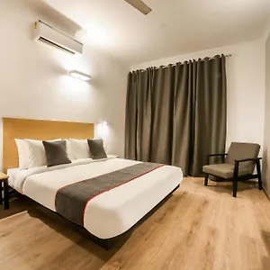 King Plaza Near Delhi Airport Hotel New Delhi